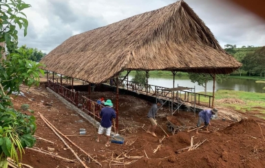 Chi phí thi công nhà mái lá cho Resort, quán Cafe là bao nhiêu?