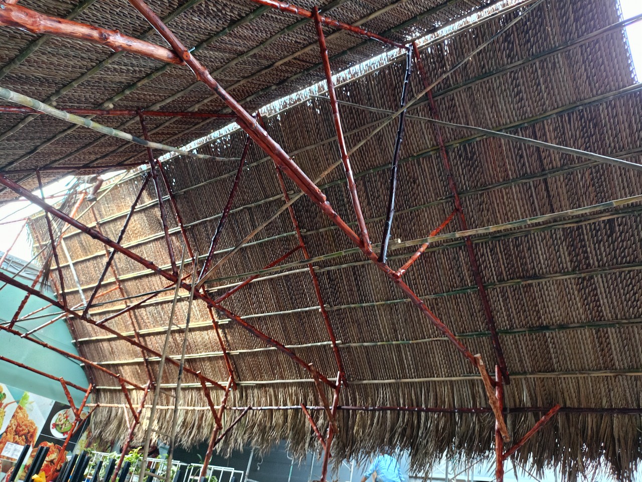 thi công nhà mái lá